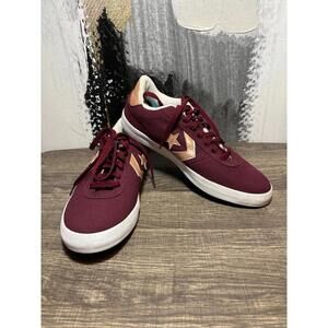 Converse Tennis Shoes